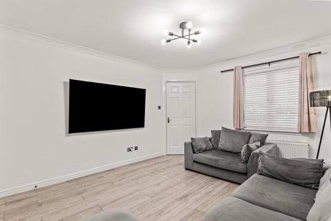 3 bedroom terraced house for sale, Kinnaird, Larbert FK5