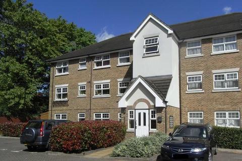 2 bedroom flat to rent, Mariner Close, New Barnet, London, England, EN4 8AU