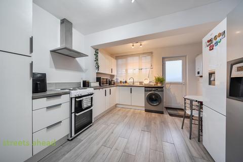 undefined, Martin Crescent, Croydon, CR0