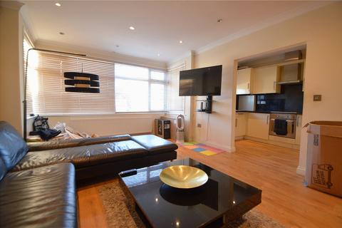 undefined, Woodcote Grove Road, Coulsdon, CR5