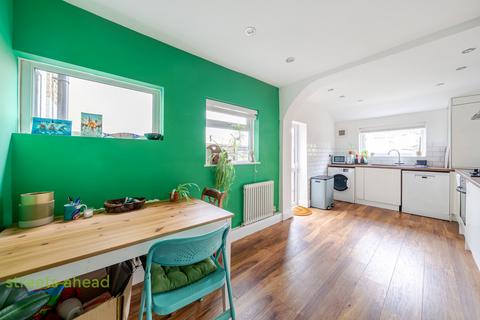 undefined, Livingstone Road, Thornton Heath, CR7