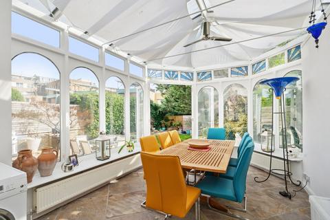 4 bedroom semi-detached house for sale, Birchlands Avenue, London, SW12