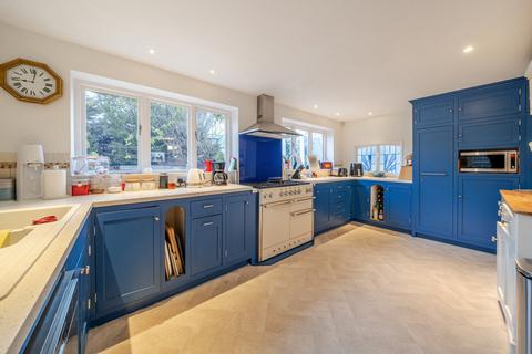 4 bedroom semi-detached house for sale, Birchlands Avenue, London, SW12