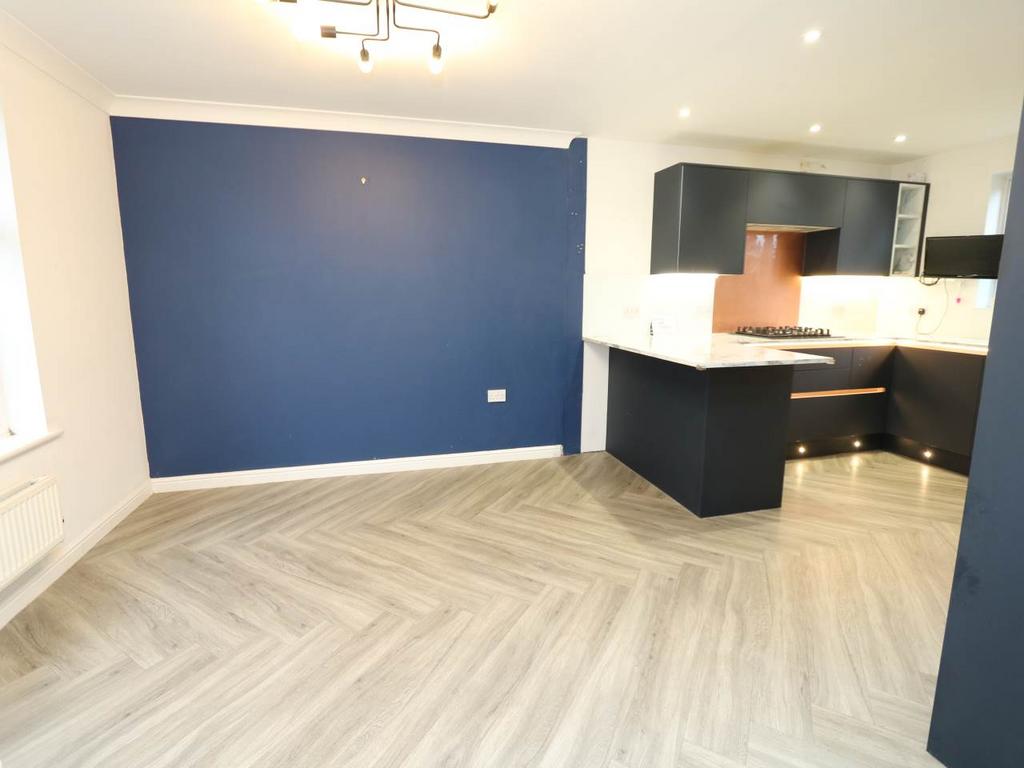Dining Room to Kitch