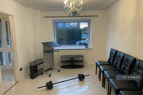 undefined, Bullers Road, Farnham, GU9