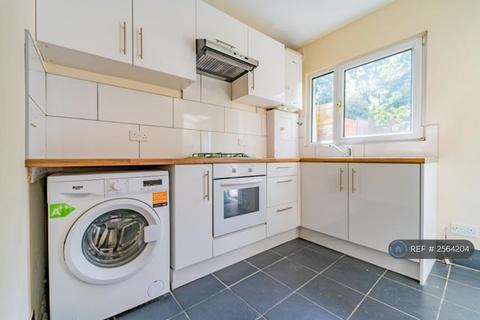 2 bedroom terraced house to rent, Reservior Road, Birmingham, B29