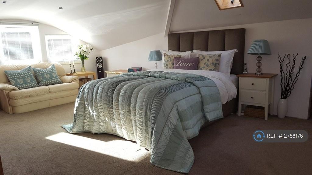 Master Bedroom Sofa Area