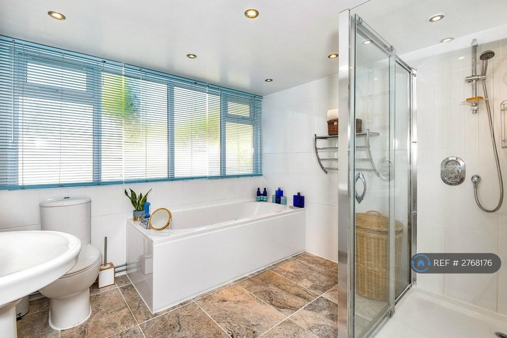 First Floor Bathroom