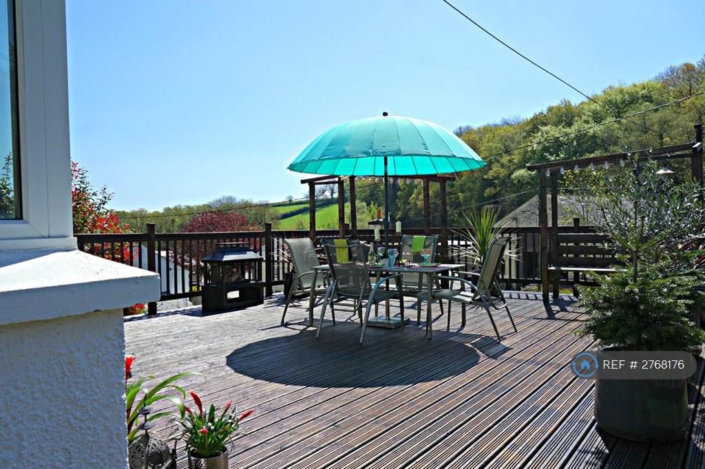 South Facing Roof Top Terrace 2018