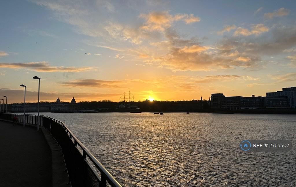 Enjoy The Thames At Your Doorstep