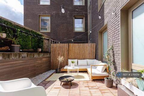 undefined, Monohaus, London, E8