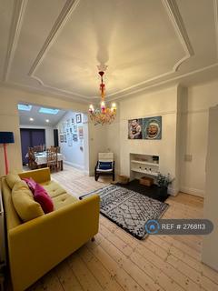 4 bedroom semi-detached house to rent, Barlow Moor Road, Manchester, M21