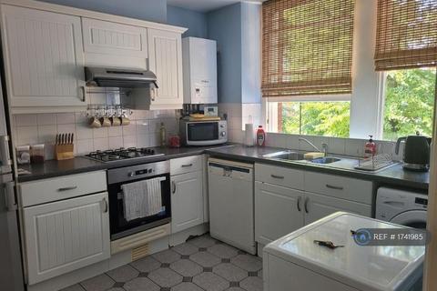 2 bedroom flat to rent, Catherine Grove, London, SE10