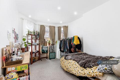 undefined, Thornlaw Road, London, SE27