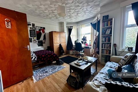 6 bedroom semi-detached house to rent, Alma Road, Southampton, SO14