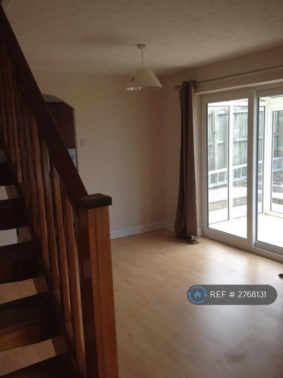 Living Room (b)