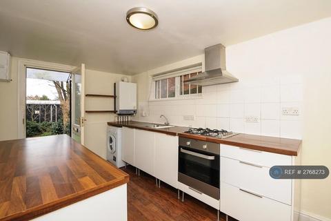 1 bedroom flat to rent, Sylvan Road, London, SE19