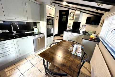 3 bedroom bungalow for sale, Fairmead Avenue, Daws Heath, Hadleigh Essex, SS7