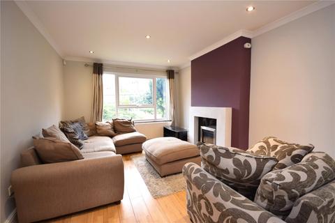 3 bedroom detached house for sale, Summerhill Place, Leeds, West Yorkshire