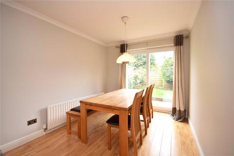 3 bedroom detached house for sale, Summerhill Place, Leeds, West Yorkshire