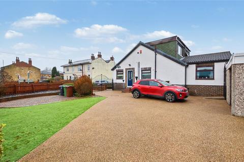 3 bedroom bungalow for sale, Temple Court, Rothwell, Leeds, West Yorkshire