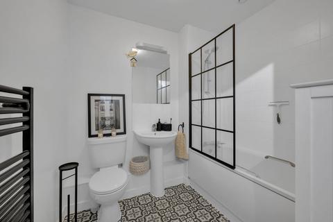 1 bedroom flat for sale, Eden Road, Sevenoaks TN14