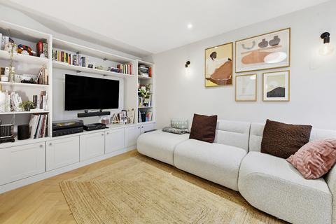 2 bedroom flat for sale, Thorndike House, 35 Vauxhall Bridge Road, London, SW1V