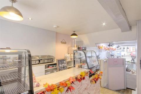 Restaurant to rent, 78 High St Skipton BD23 1JJ
