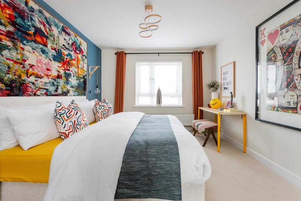 Main bedroom with ample space