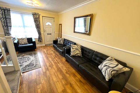 2 bedroom terraced house for sale, Hookstone Way, Woodford Green IG8