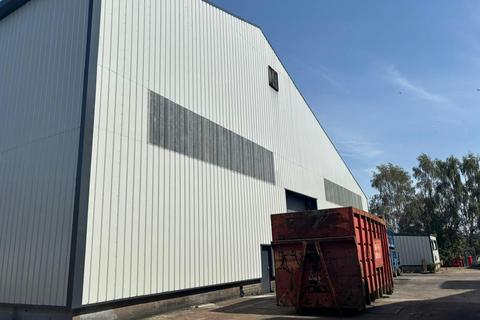 Factory to rent, Stourport Rd Kidderminster DY11 7QL