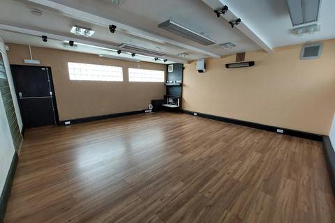 Industrial development to rent, Red Cow Yard Knutsford WA16 6DG