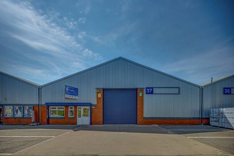 Warehouse to rent, Station Rd Birmingham B46 1JP