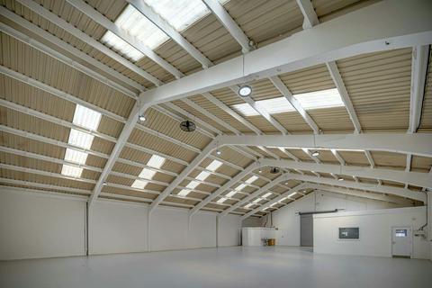 Warehouse to rent, Station Rd Birmingham B46 1JP