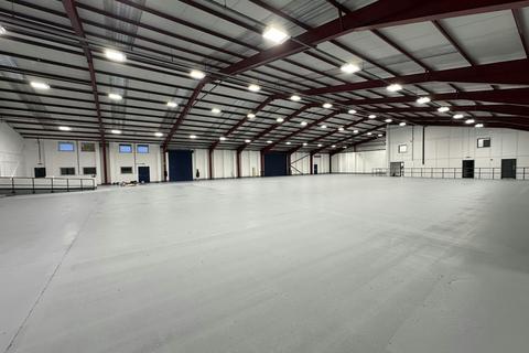 Warehouse to rent, Walmer Way Birmingham B37 7UX