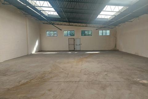 Factory to rent, Oxford St Bilston WV14 7EG