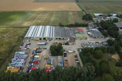 Warehouse to rent, Middle Drove Wisbech PE14 8JT