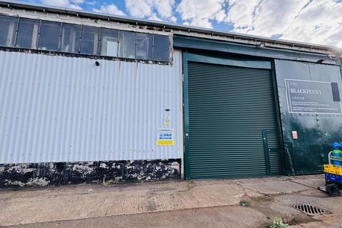 Warehouse to rent, Well Ln Rushock WR9 0NR