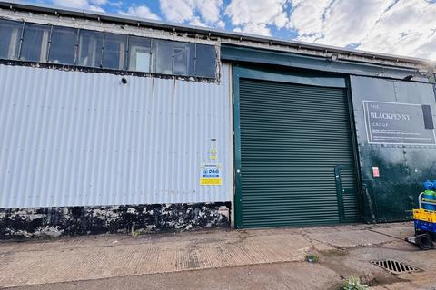 Warehouse to rent, Well Ln Rushock WR9 0NR
