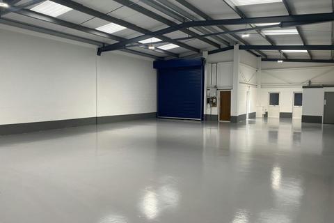 Property to rent, Hurst Ln Brierley Hill DY5 1TX