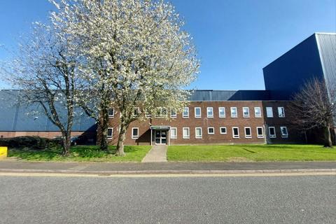 Distribution warehouse to rent, Dudley Rd Kingswinford DY6 8XF