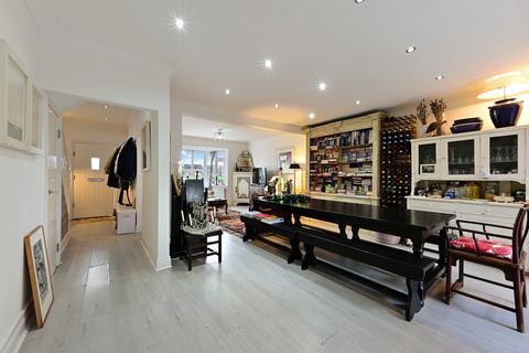 undefined, Groom Crescent, SW18