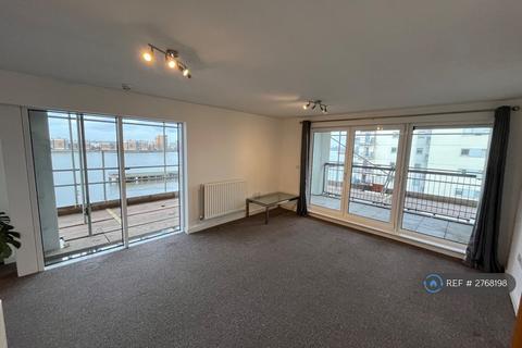 2 bedroom flat to rent, Erebus Drive, London, SE28