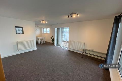 2 bedroom flat to rent, Erebus Drive, London, SE28