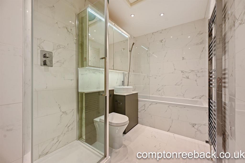 Shower Room.jpg