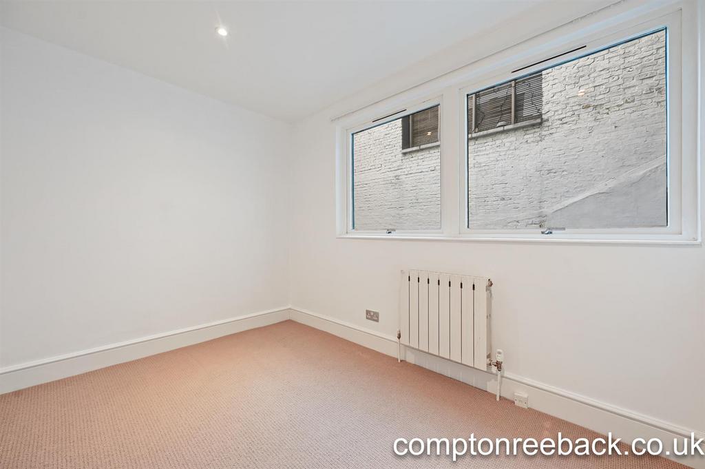 Bedroom 4.jpg