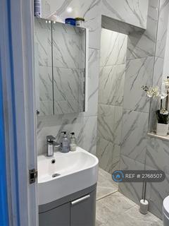 undefined, Dudley Road, Kingston Upon Thames, KT1