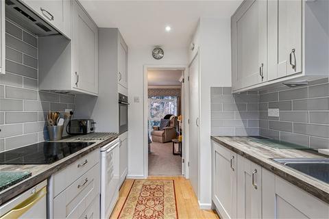 2 bedroom bungalow for sale, Harpenden AL5