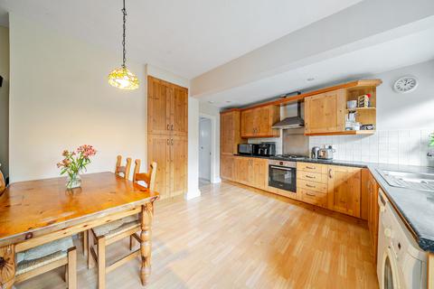undefined, Elmgrove Road, Weybridge, KT13