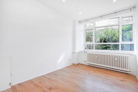 undefined, Cremorne Estate, London SW10